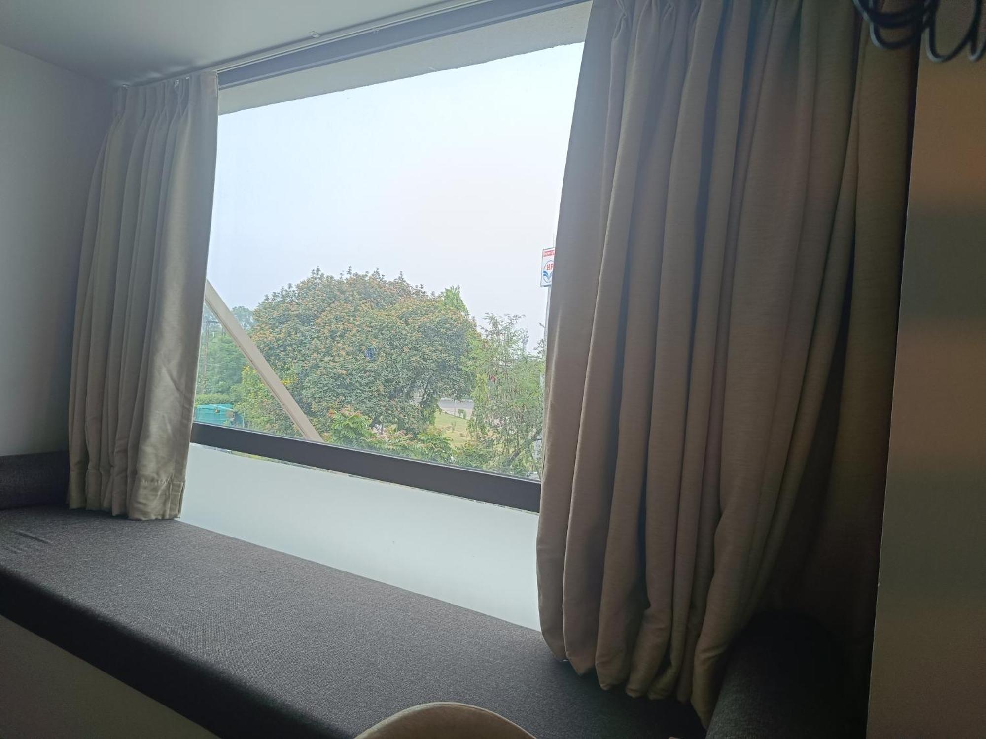 Udman Hotel Grander Noida Exterior foto