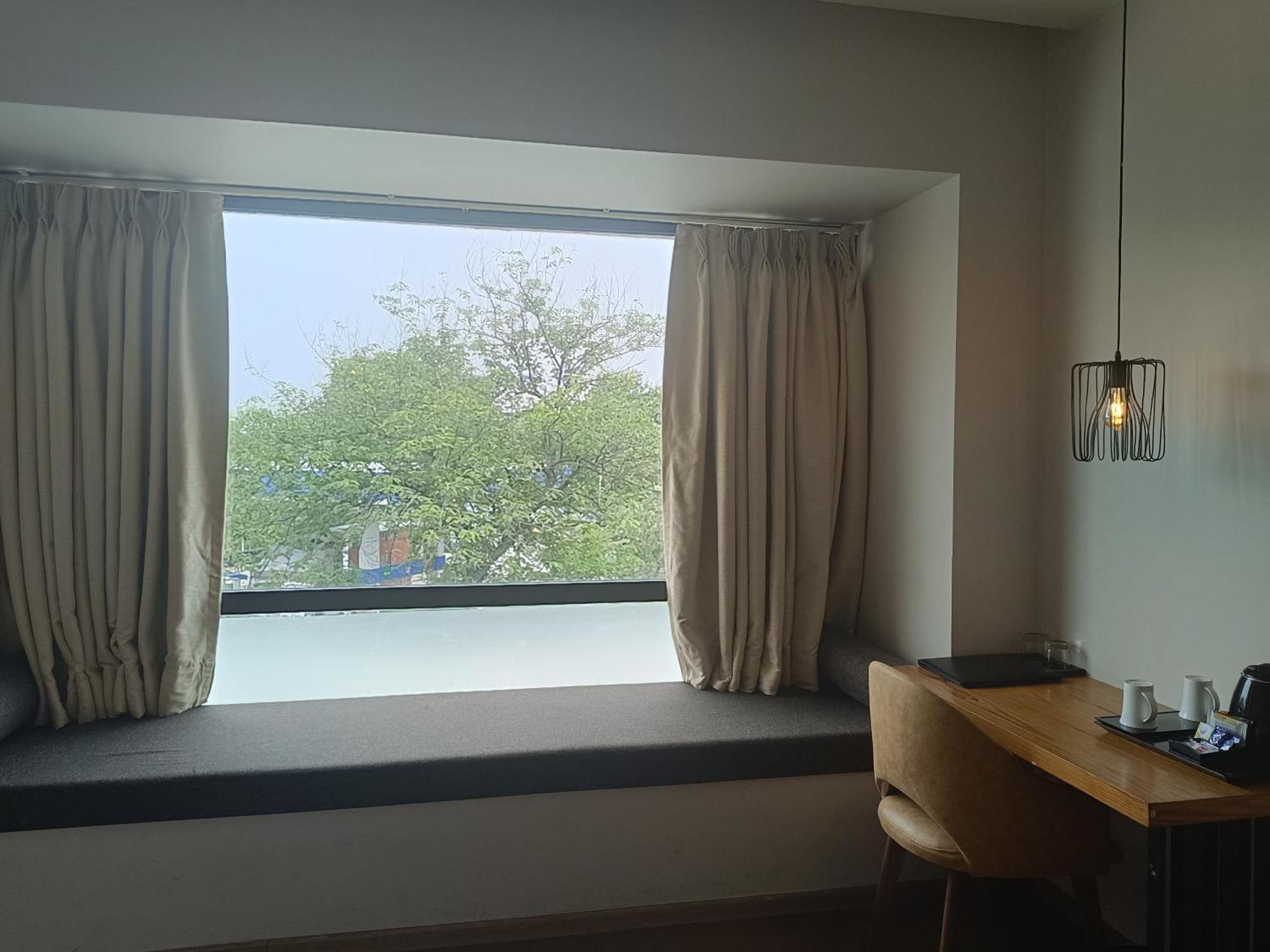 Udman Hotel Grander Noida Exterior foto