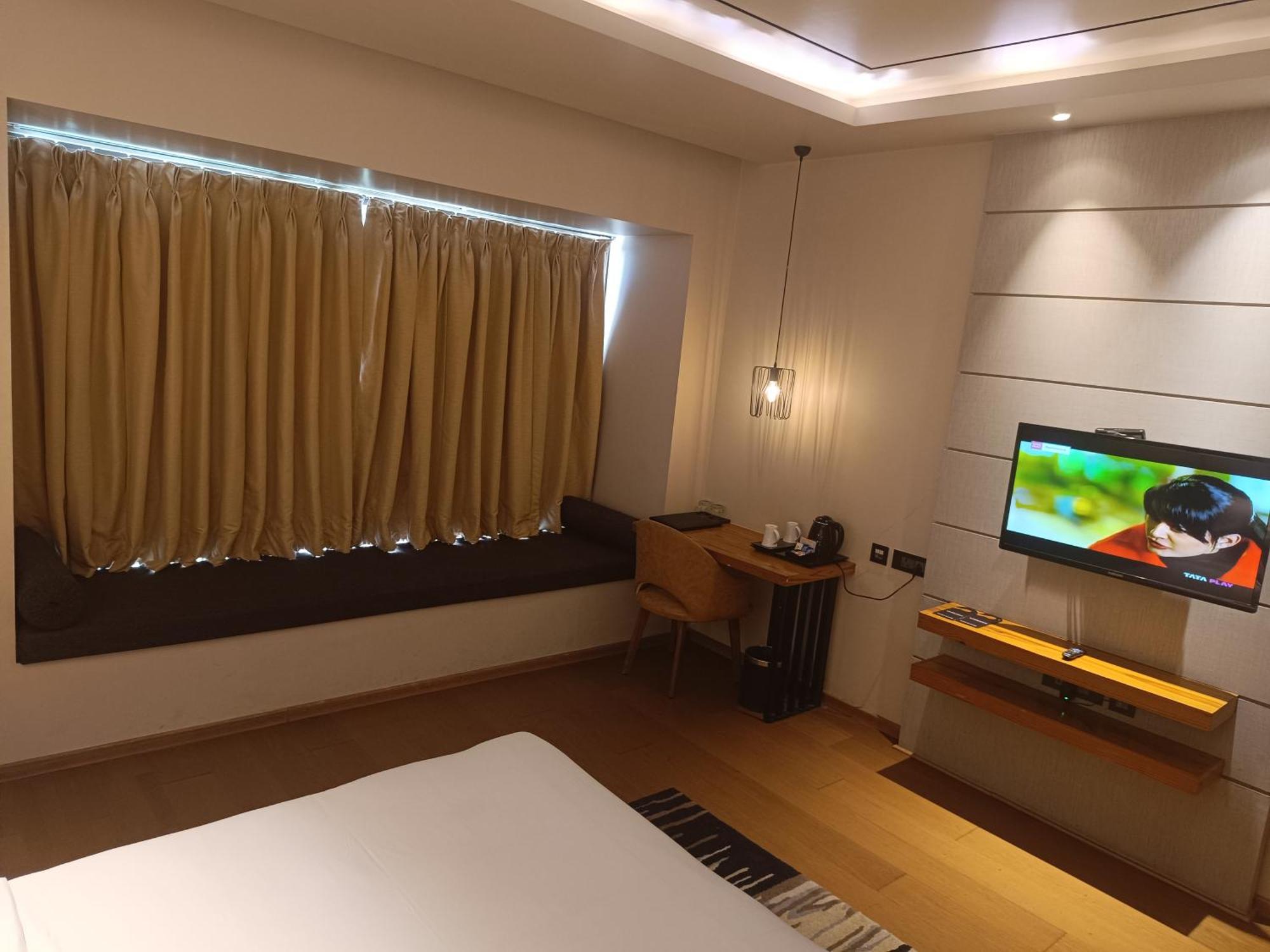 Udman Hotel Grander Noida Exterior foto